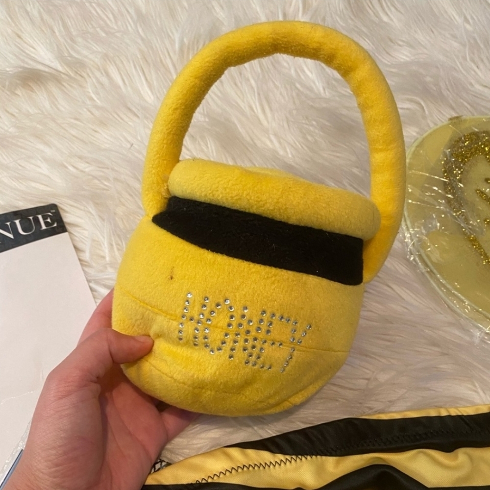 Leg Avenue honey pot purse. Bee costume accessory